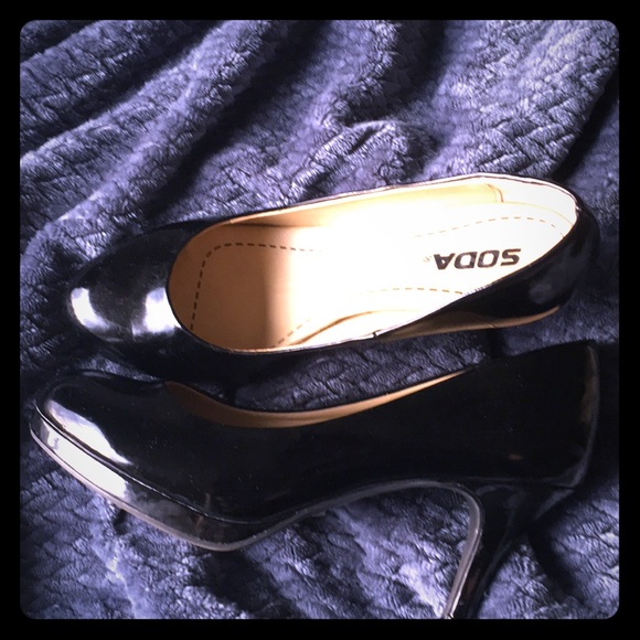Soda Shoes - Black high heels